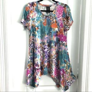 NWOT Chelsea & Theodore Watercolor Tunic Top M